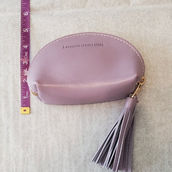 Portland Leather Taco Pouch with Tassel - Picture 5 of 5